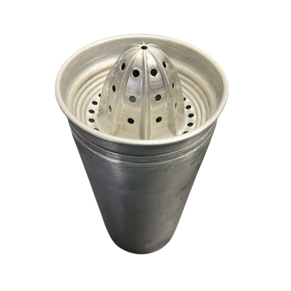 Cocktail Shaker With Wilton Pewter Metal Pair of Large 7"inches 12 Ounce Drink - Picture 11 of 16